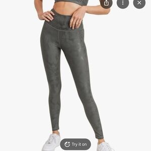 Mono B metallic foil Activewear Leggings